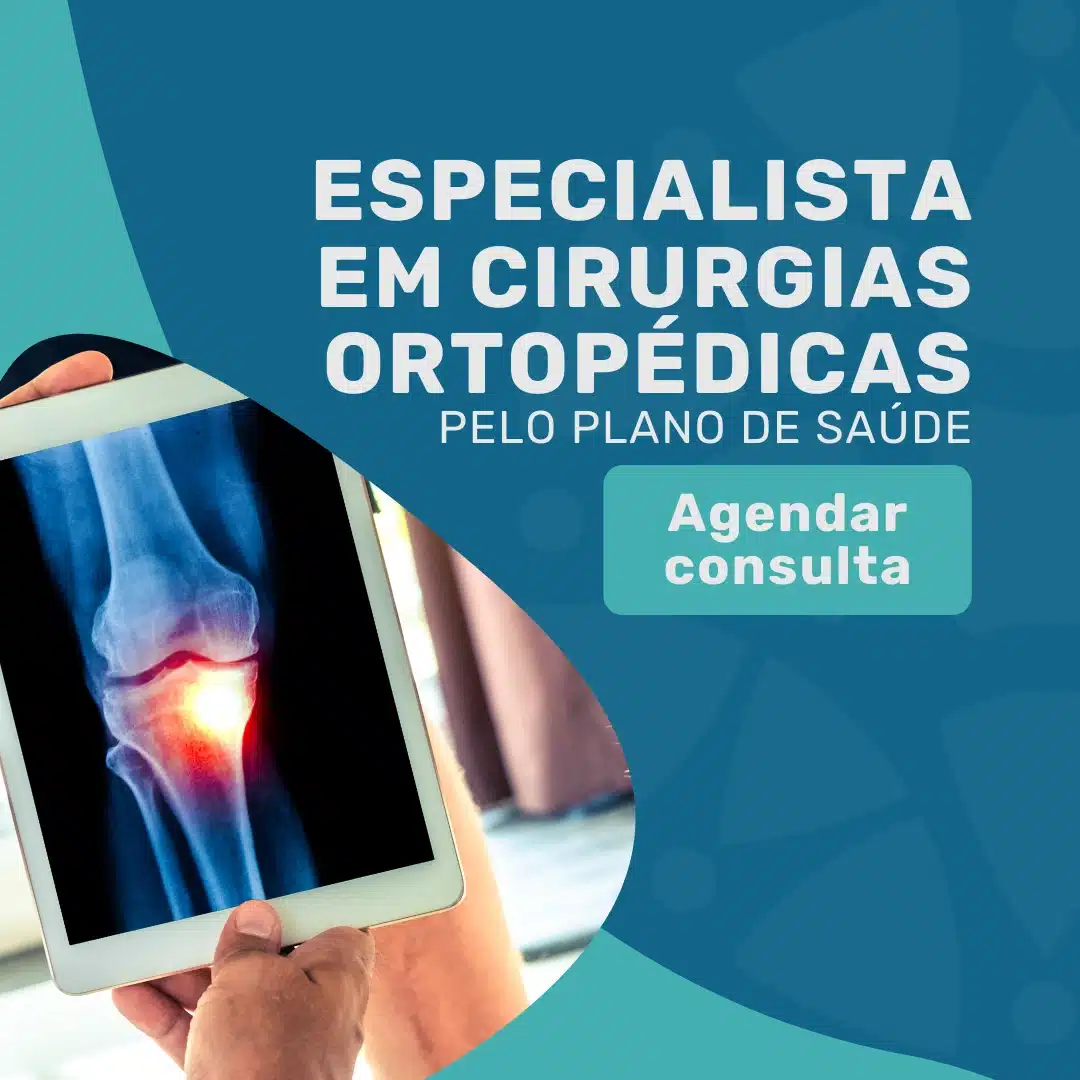 Médico de coluna convênio Bradesco avaliando paciente com dor lombar. Ortopedista especialista em coluna Bradesco Saúde realizando exame para diagnóstico preciso. Cirurgião de coluna Bradesco explicando opções de tratamento, incluindo técnicas minimamente invasivas.