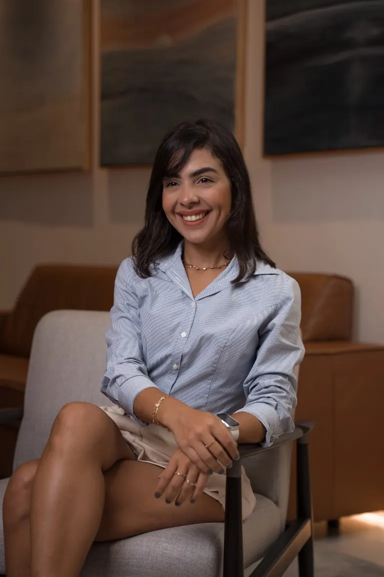 Raphaela Alves Medio copiar